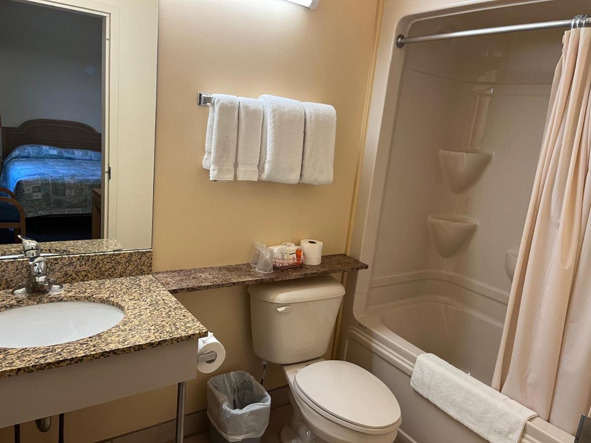 Fairview Inn Simcoe Kültér fotó