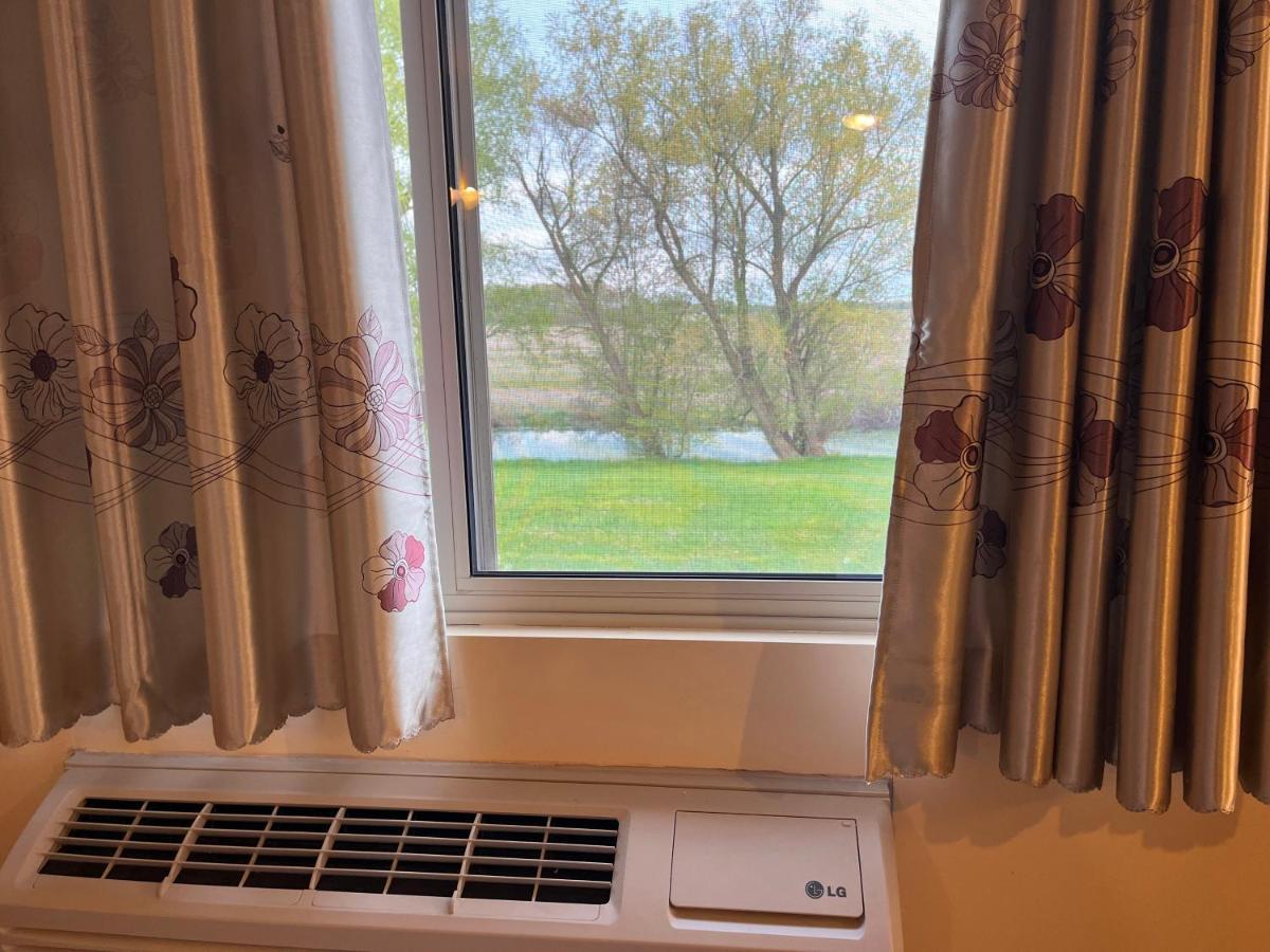 Fairview Inn Simcoe Kültér fotó