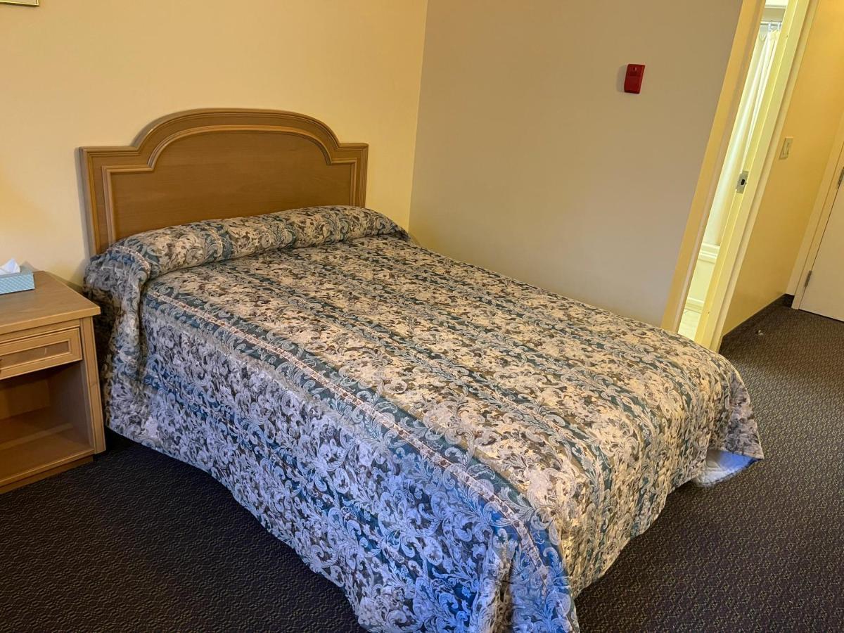 Fairview Inn Simcoe Kültér fotó